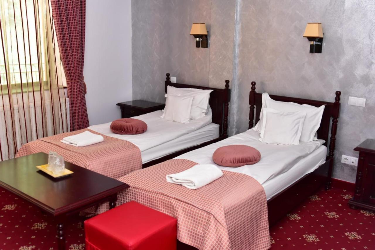 Bellavista Brasov Hotel Sacele Exterior photo